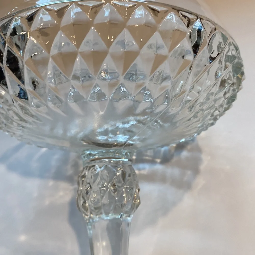 Vintage Diamond Cut Clear Pedestal Candy Dish Indiana Glass Co - Picture 14 of 14